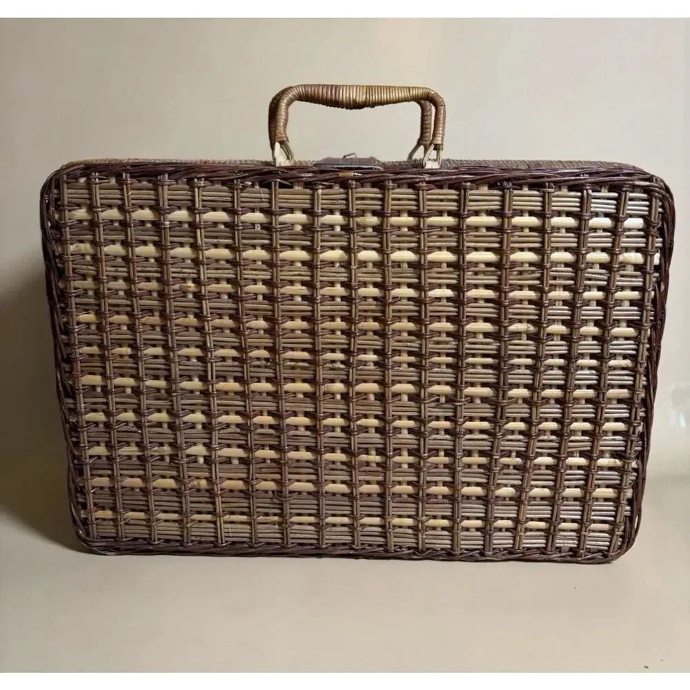 Grey Goose Vodka Wicker Picnic Basket Tote Suitcase Blue Lining Empty Promo
